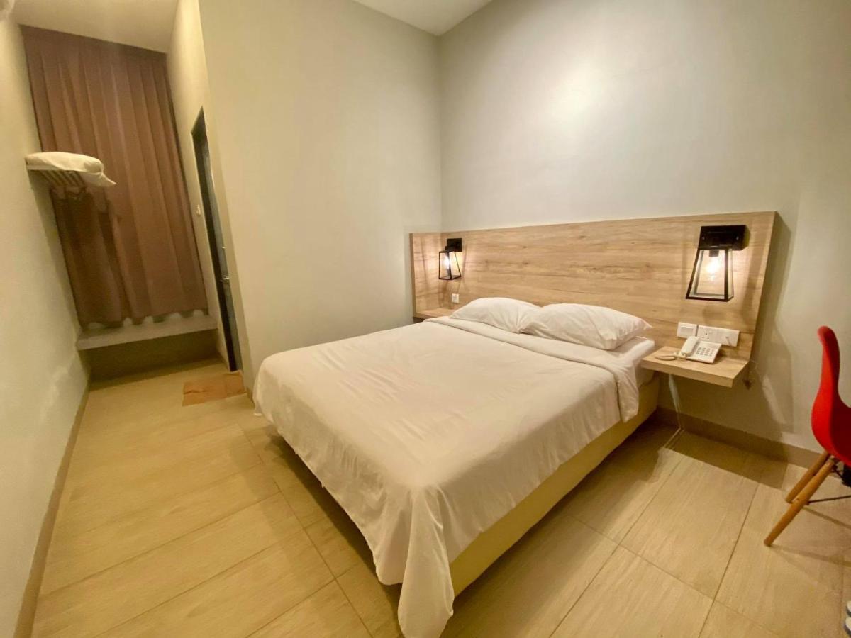 Wan Loong Hotel 폰티안케슬 외부 사진